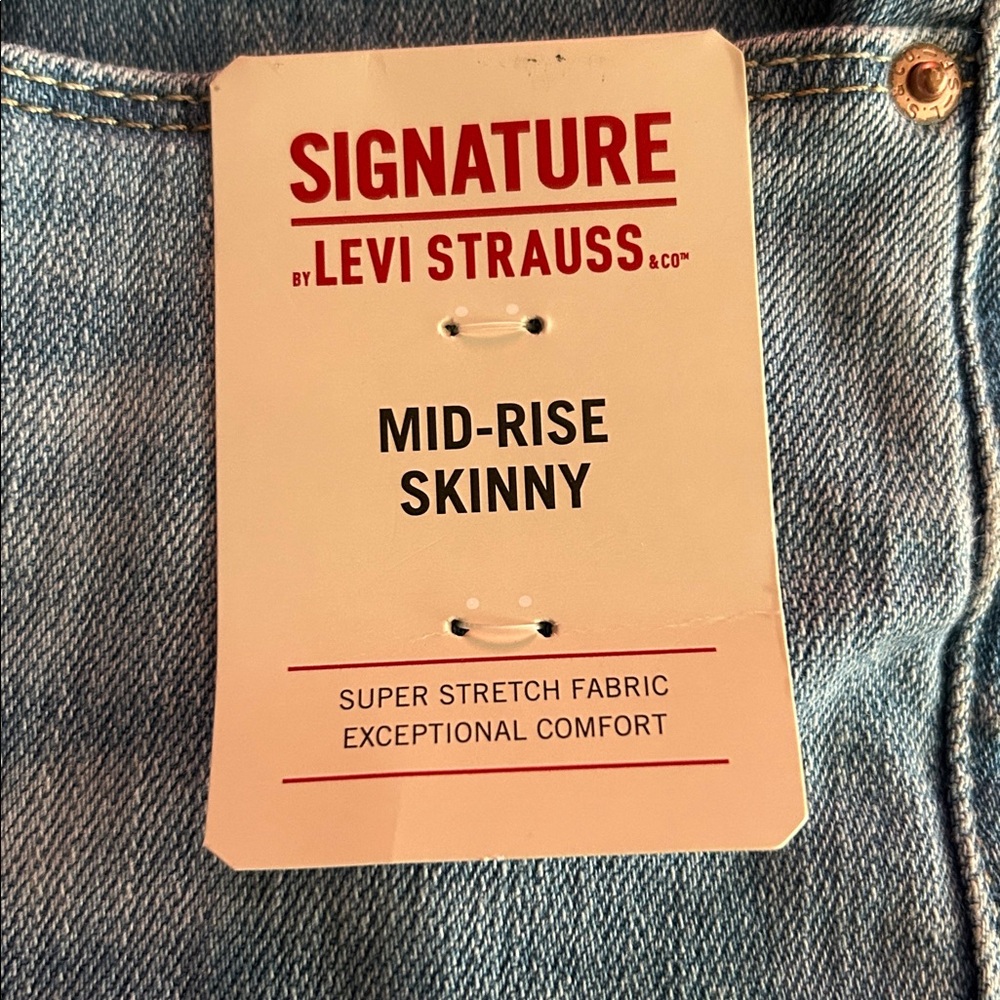 NWT Levi Strauss Signature Women’s Mid-Rise Skinny Jeans Size 10 Medium W30 L30 - Picture 7 of 11